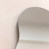 Edge – Espelho Irregular Sem Moldura em Formato Irregular 84cm x 64cm