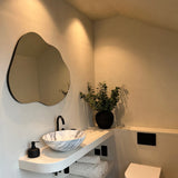 Edge – Espelho Irregular Sem Moldura em Formato Irregular 84cm x 64cm