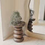 Luciana – Espelho Extra Grande de Corpo Inteiro em Betão com Formato Ondulado 180cm x 105cm